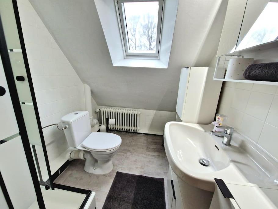 Wardenburg Gemuetliche Wohnung Direkt Am Kuestenkanal! מראה חיצוני תמונה