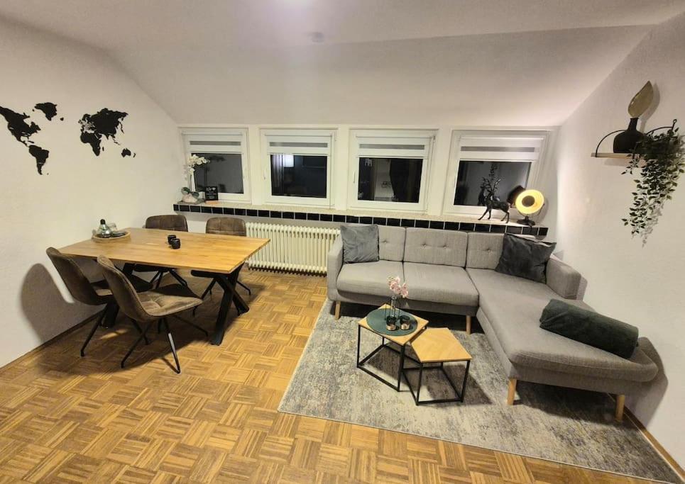 Wardenburg Gemuetliche Wohnung Direkt Am Kuestenkanal! מראה חיצוני תמונה